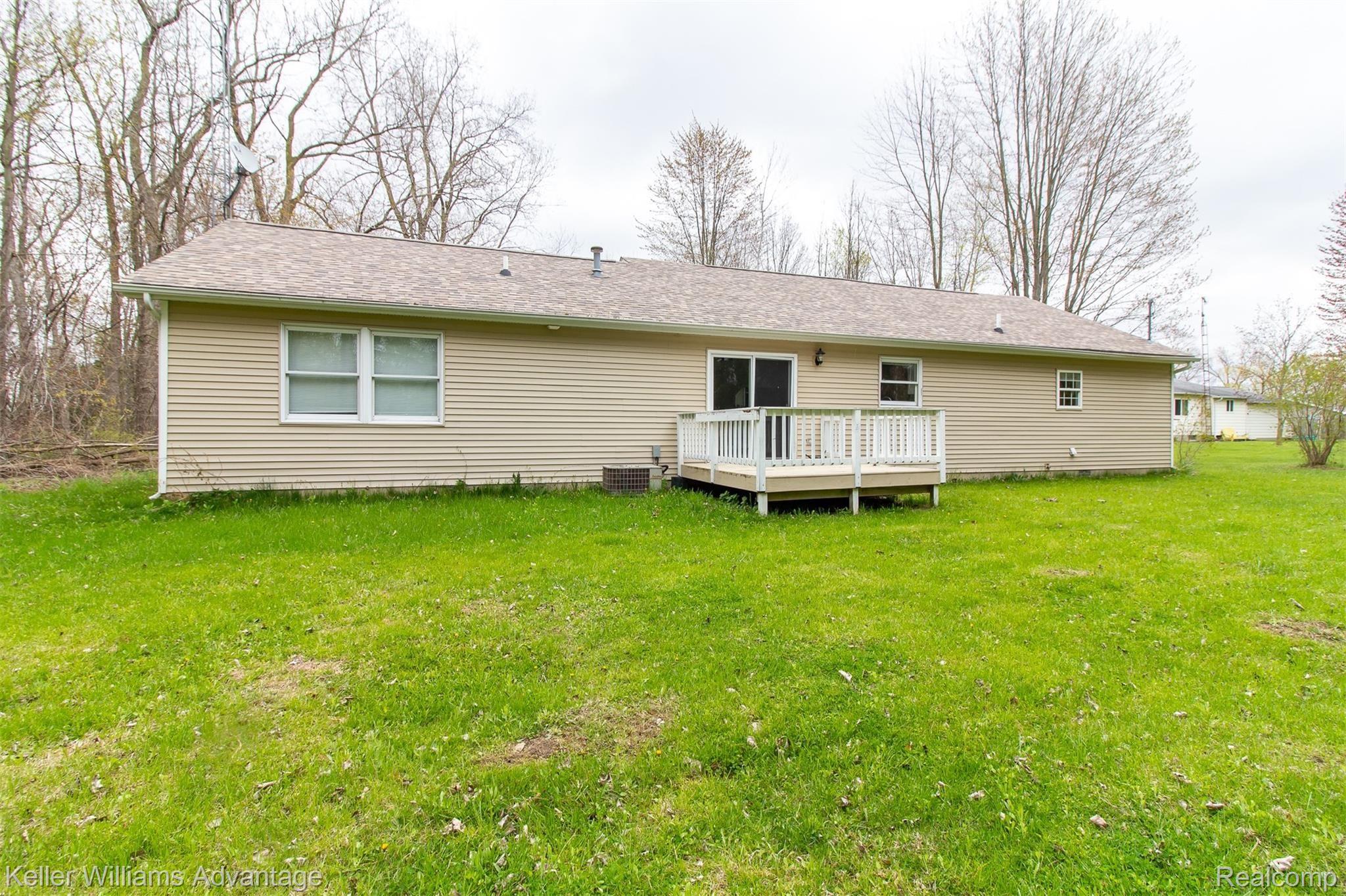 14039 North Bray Road Clio, MI 48420 - Photo 2 of 31 NBrayRd_14039_Back_04.jpg