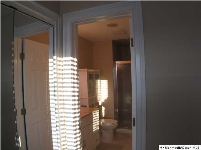 387 Middlewood Road Middletown, NJ 07748 - Photo 10 of 15 Additional Photo