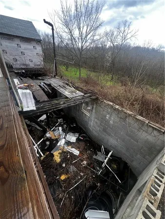 $19,500 | 3117 West Crawford Avenue, Connellsville, PA 15425