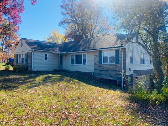 11250 Exeter Road Garfield Heights, OH 44125 - Photo 3 of 28