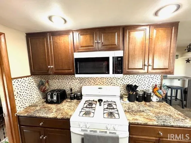 $265,000 | 1911 Highway 71, Fowler, IN 47944