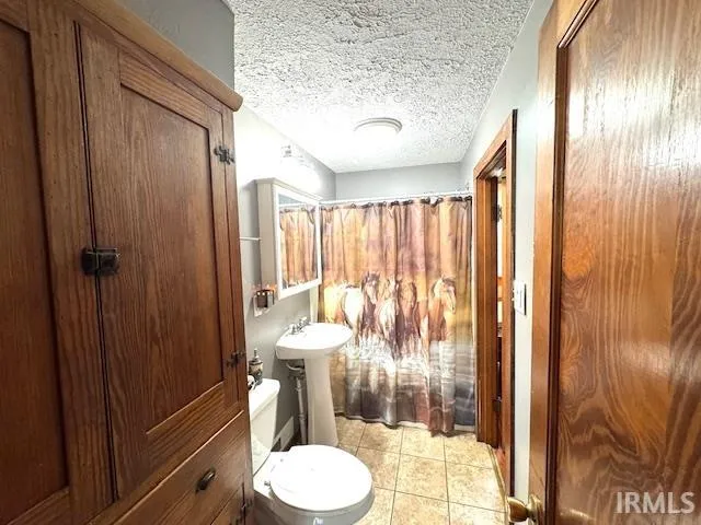 $265,000 | 1911 Highway 71, Fowler, IN 47944