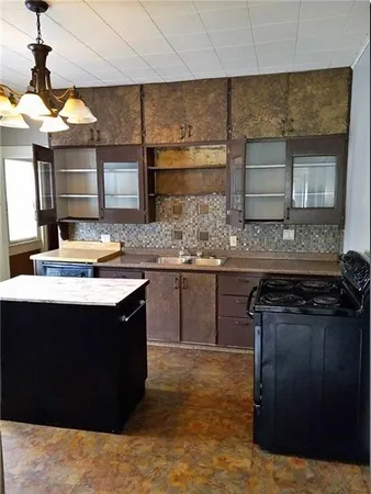 $115,000 | 1918 South Elm Street, Pittsburg, KS 66762