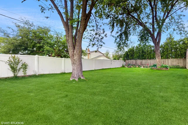 $570,000 | 1288 North Ashland Avenue, Palatine, IL 60074