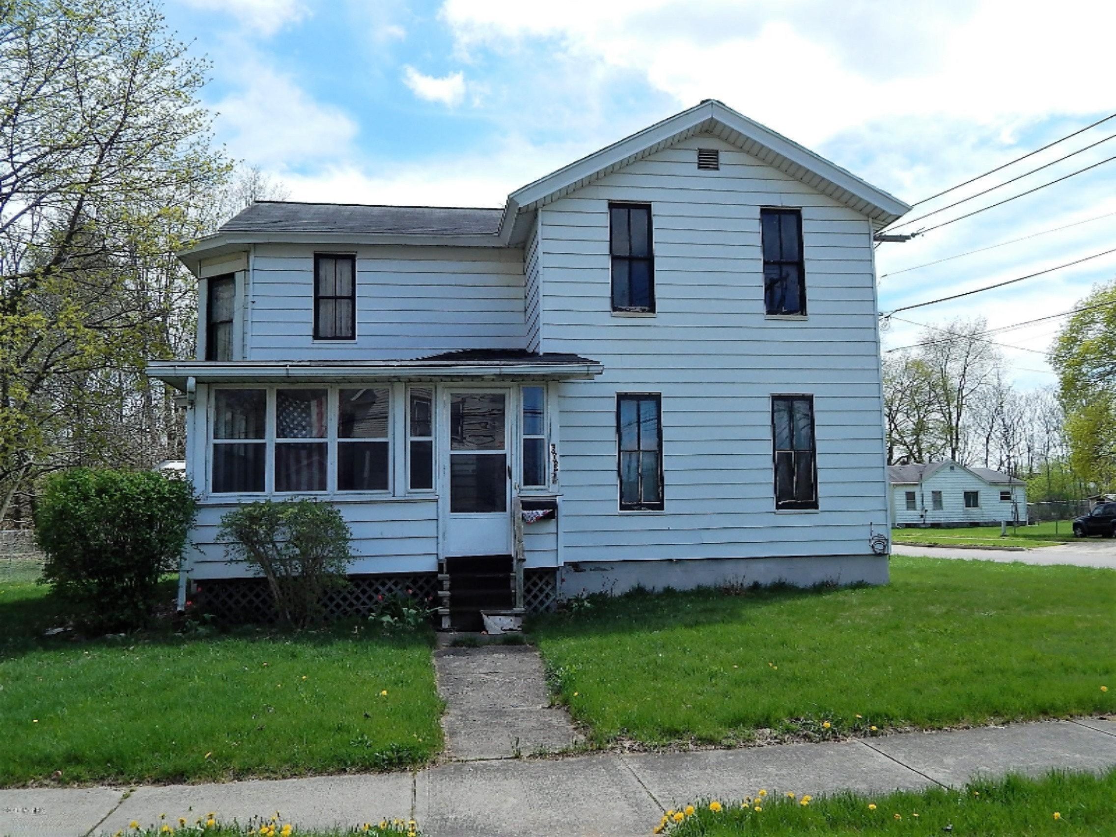 603 Mechanic Street Three Rivers, MI 49093 - Photo 4 of 6 mechanic direct front (2)