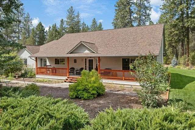 $859,000 | 26809 North Perry Road, Chattaroy, WA 99003