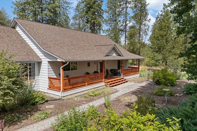 $859,000 | 26809 North Perry Road, Chattaroy, WA 99003