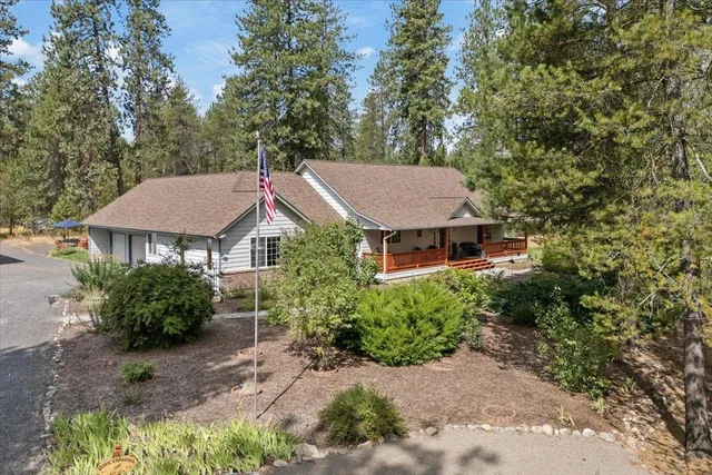 $859,000 | 26809 North Perry Road, Chattaroy, WA 99003