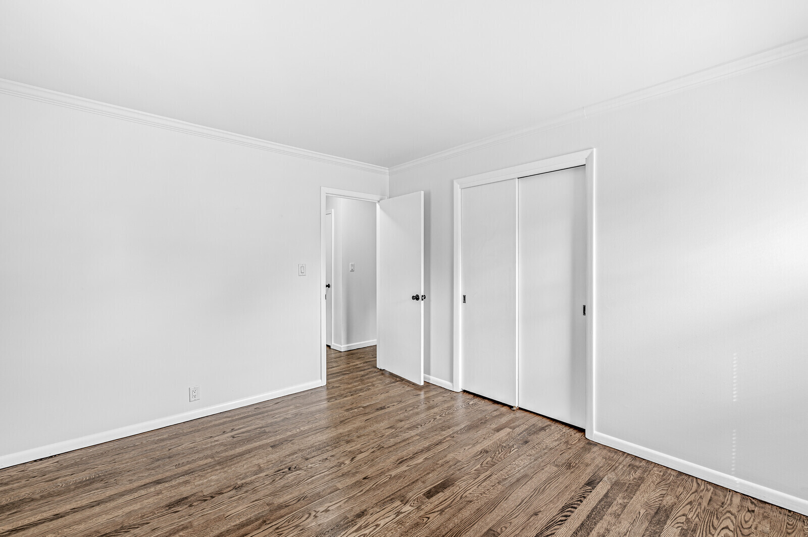 5776 Boy Scout Road Lawrence, IN 46226 - Photo 21 of 32 Gallery Image 21