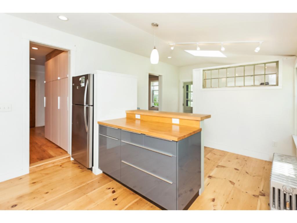 9 Whipple Road, Unit 9 Kittery, ME 03904 - Photo 12 of 22 Gallery Image 12