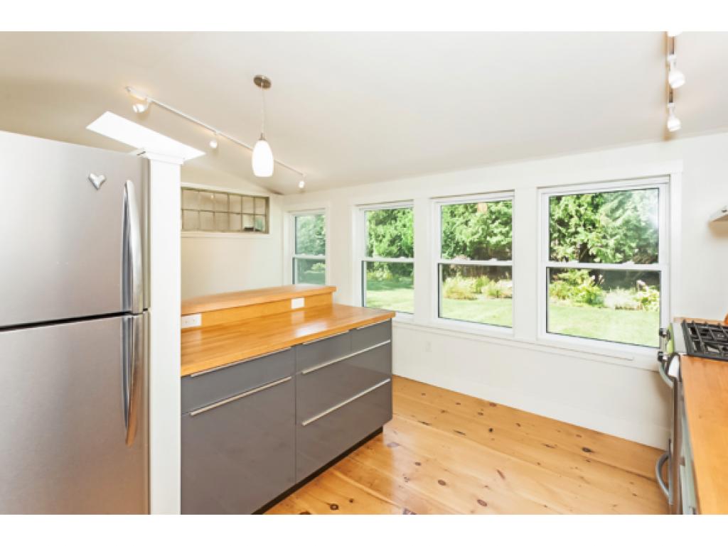 9 Whipple Road, Unit 9 Kittery, ME 03904 - Photo 13 of 22 Gallery Image 13