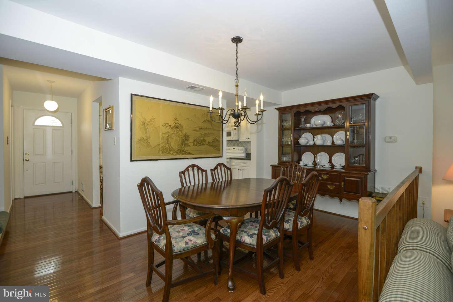 5360 Eliots Oak Road Columbia, MD 21044 - Photo 5 of 22 Dining Room