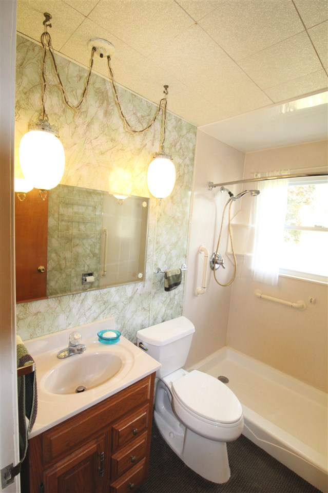 7249 Porter Road Grand Blanc, MI 48439 - Photo 10 of 17 31390980-9.JPG
