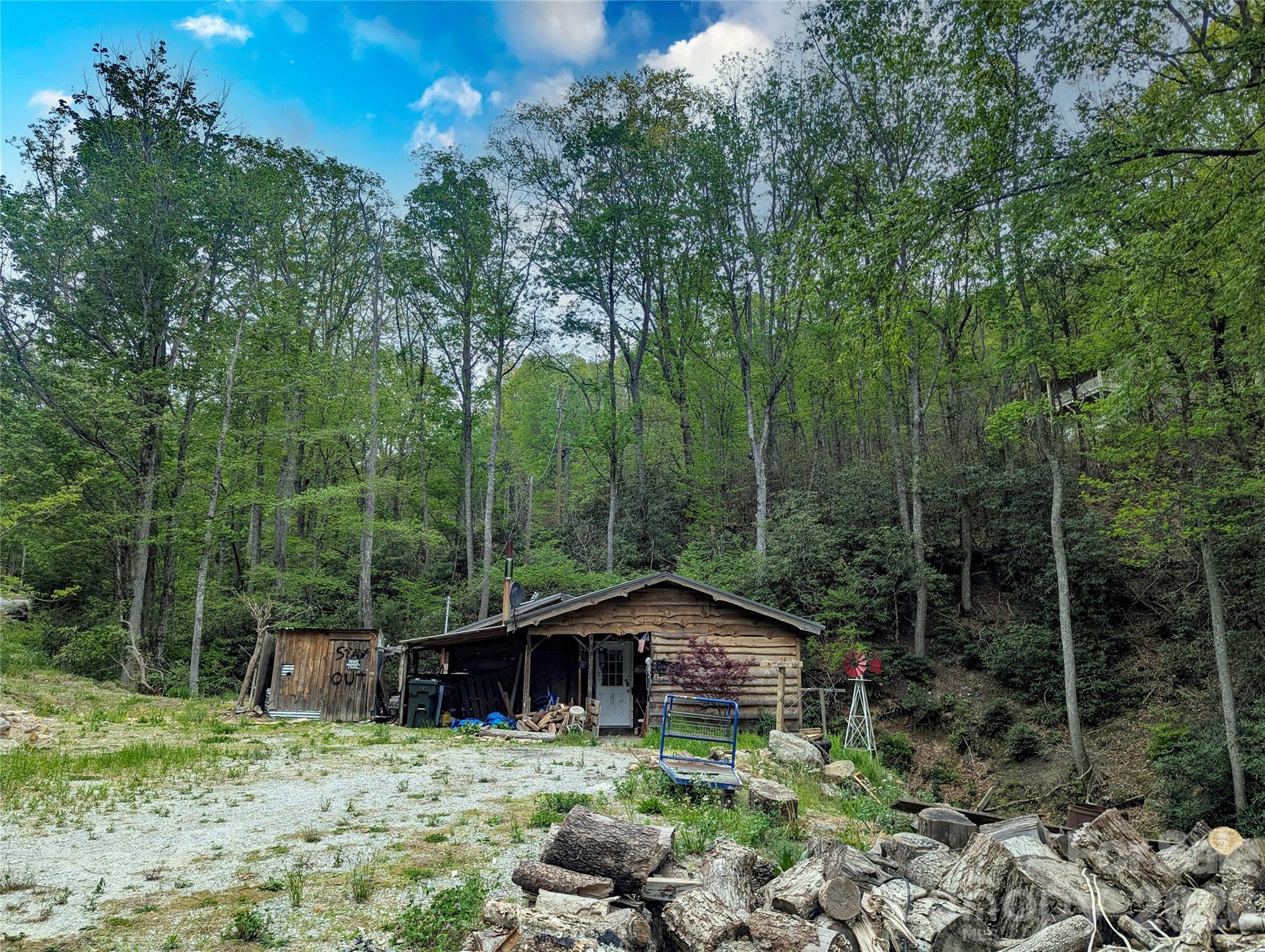 1034 Kyles Creek Road Hendersonville, NC 28792 - Photo 5 of 23