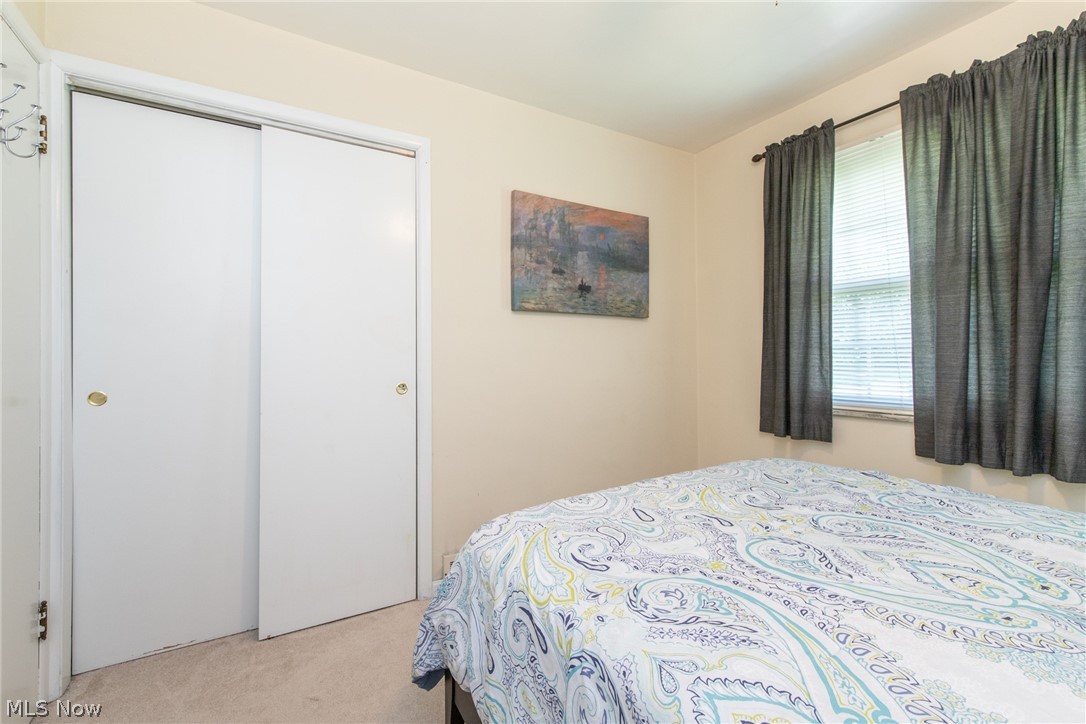 32815 Baldwin Road Solon, OH 44139 - Photo 18 of 35