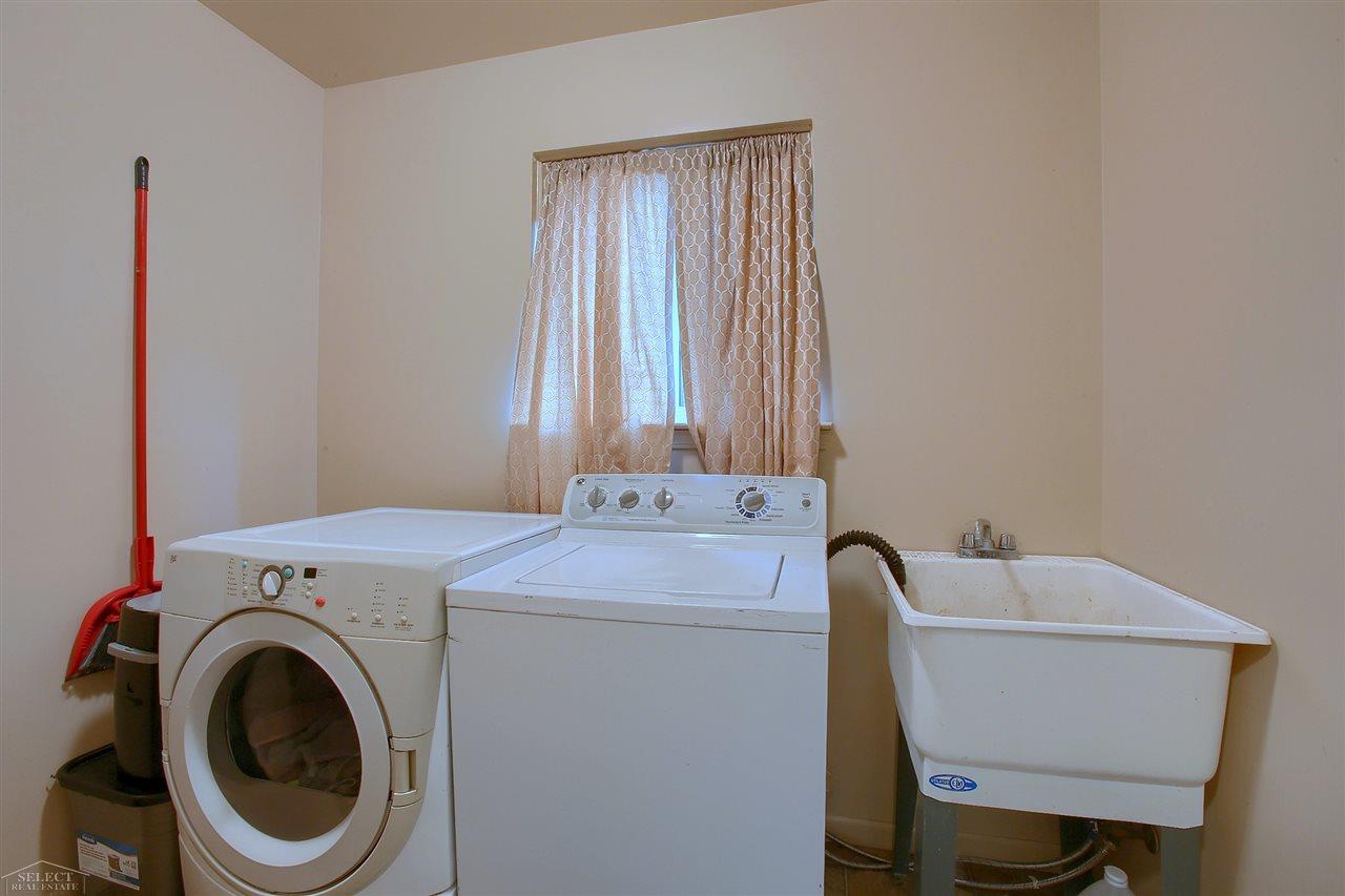 53795 Orson Road New Baltimore, MI 48047 - Photo 11 of 33