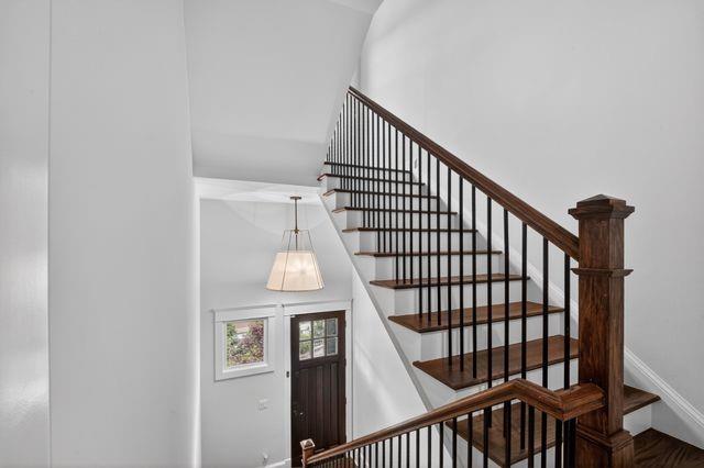 94 Oxbo Road Roswell, GA 30075 - Photo 4 of 69 Gallery Image 4