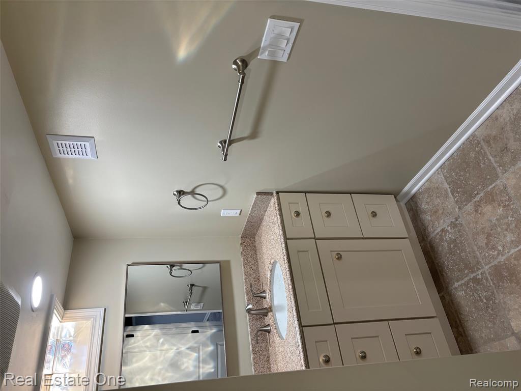 290 Winry Drive Rochester, MI 48307 - Photo 24 of 33