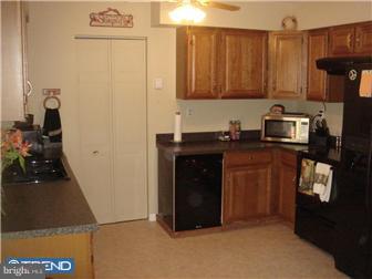 6 Centennial Road Sicklerville, NJ 08081 - Photo 7 of 12 Kitchen
