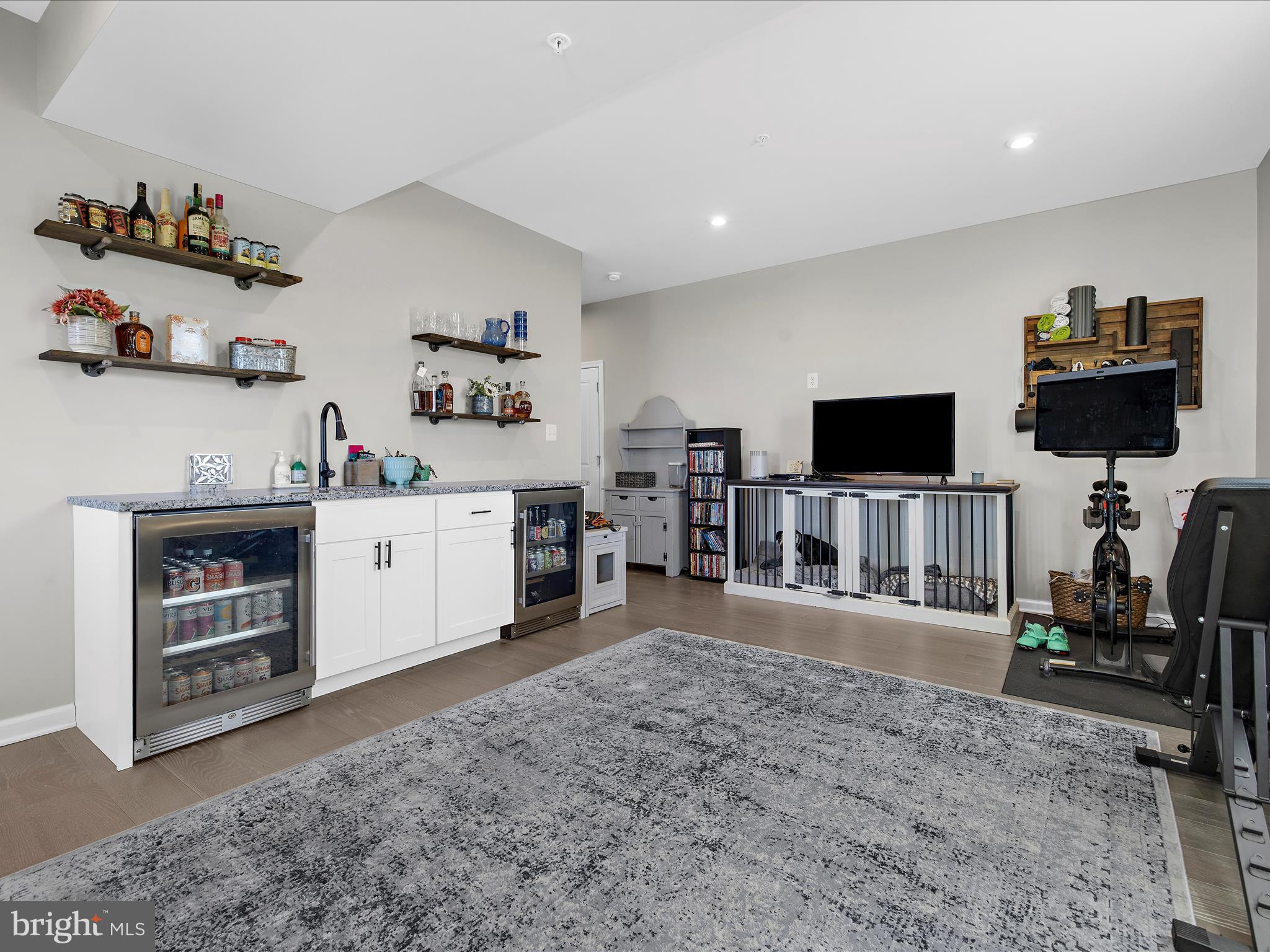 3100 Shaws Road Edgemere, MD 21219 - Photo 20 of 88 a living room with furniture and a flat screen tv