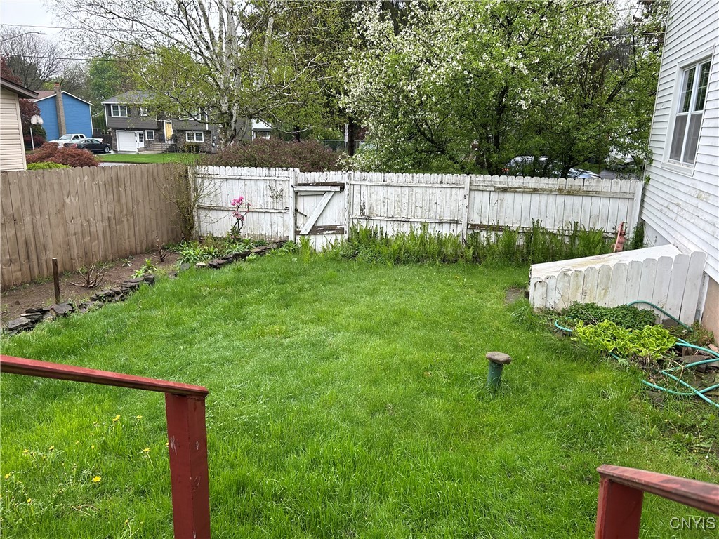 5131 Bear Road Clay, NY 13212 - Photo 22 of 25