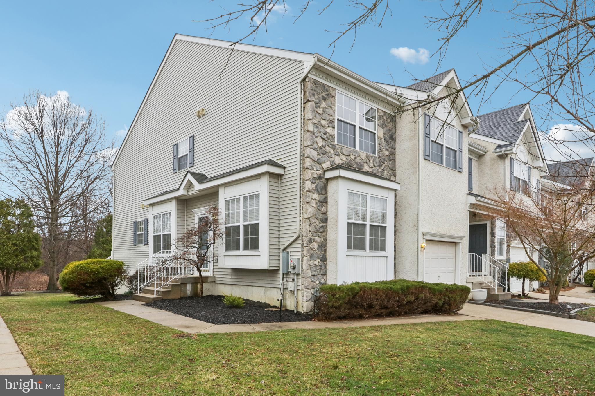 78 Chapel Hill Road Mount Laurel, NJ 08054 - Photo 1 of 58