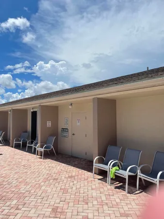 $1,700 | 701 Lori Drive, Unit 204, Palm Springs, FL 33461