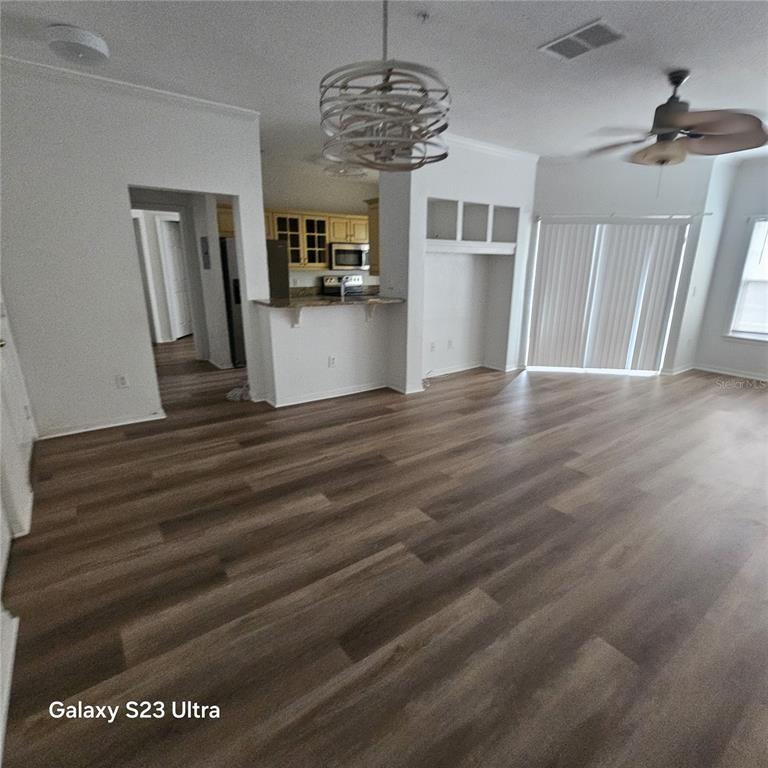 3561 Conroy Road, Unit 220 Orlando, FL 32839 - Photo 4 of 18