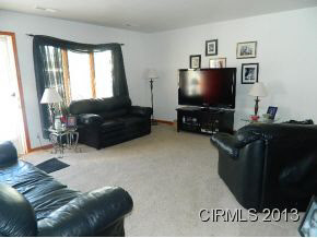 1113 West Riga Avenue Marion, IN 46952 - Photo 2 of 9 Gallery Image 2