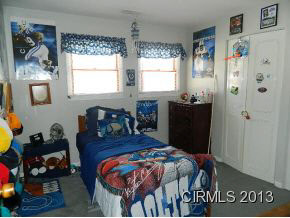 1113 West Riga Avenue Marion, IN 46952 - Photo 4 of 9 Gallery Image 4