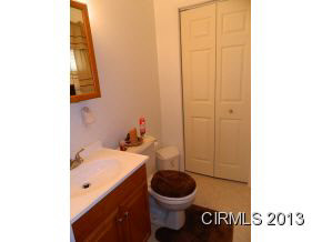 1113 West Riga Avenue Marion, IN 46952 - Photo 7 of 9 Gallery Image 7