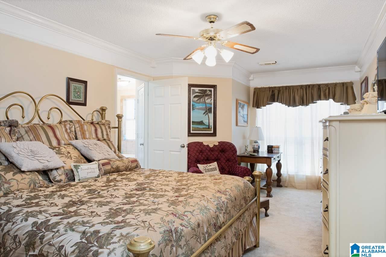 104 Stratshire Lane Pelham, AL 35124 - Photo 14 of 32