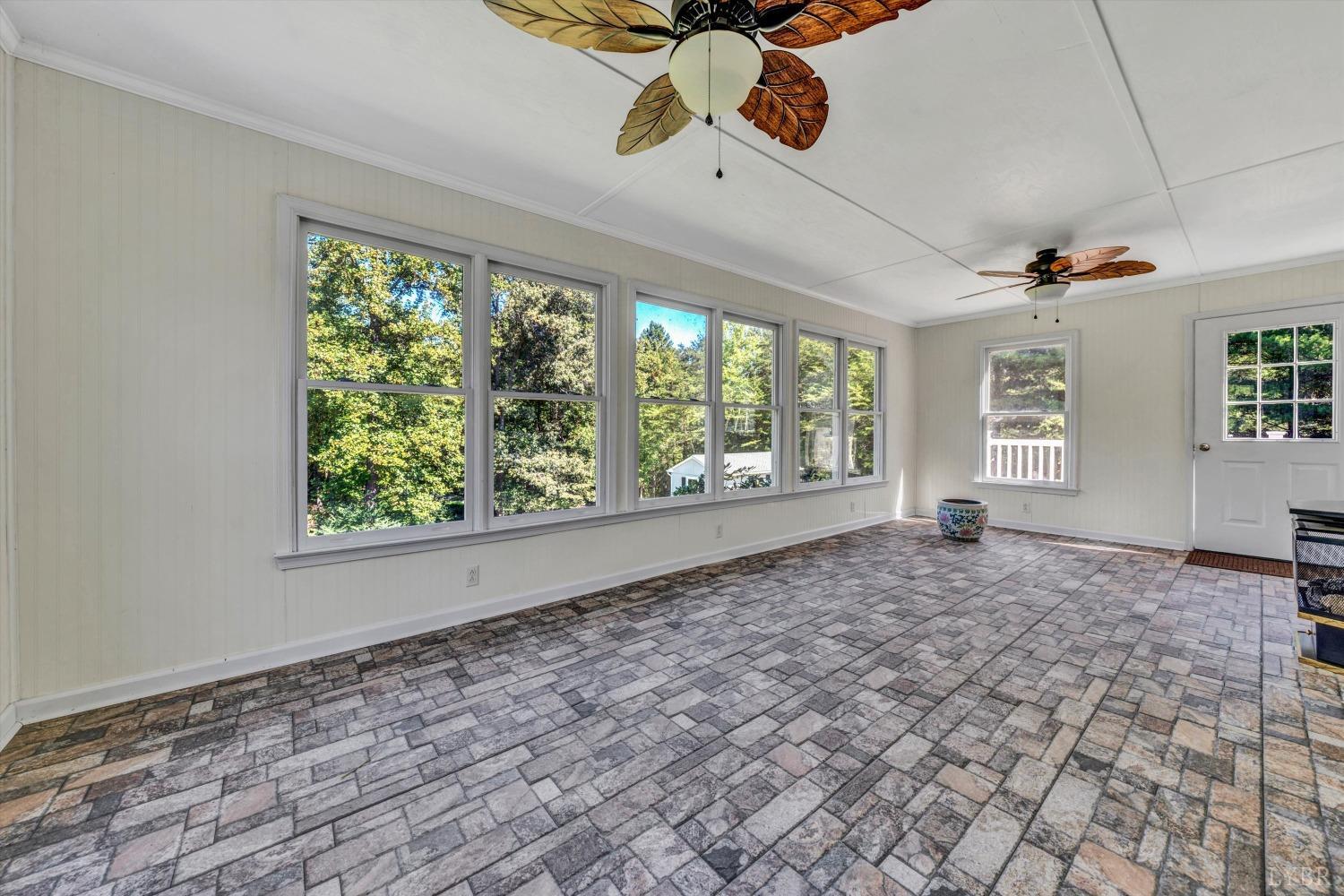 3017 Fancy Farm Road Bedford, VA 24523 - Photo 12 of 51 Gallery Image 12