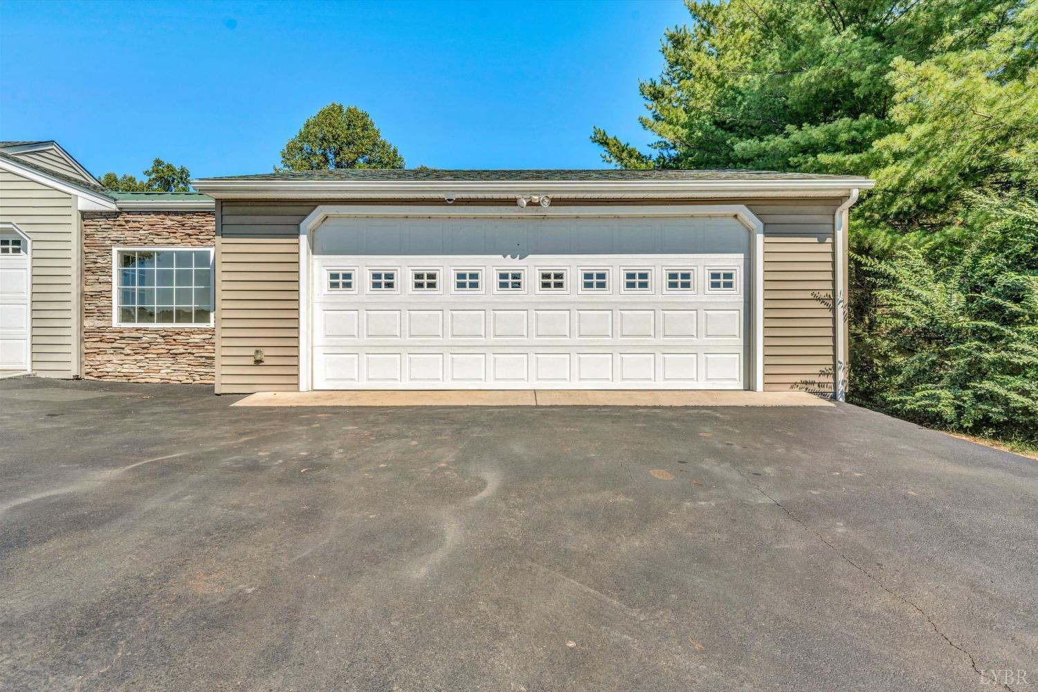 3017 Fancy Farm Road Bedford, VA 24523 - Photo 29 of 51 Gallery Image 29