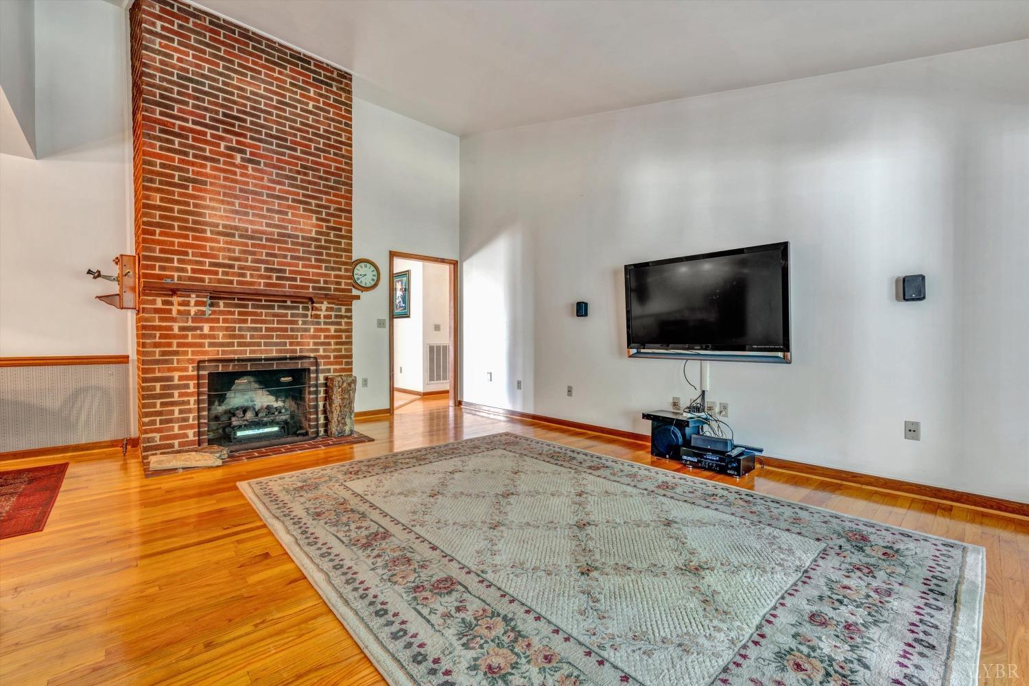 3017 Fancy Farm Road Bedford, VA 24523 - Photo 5 of 51 Gallery Image 5
