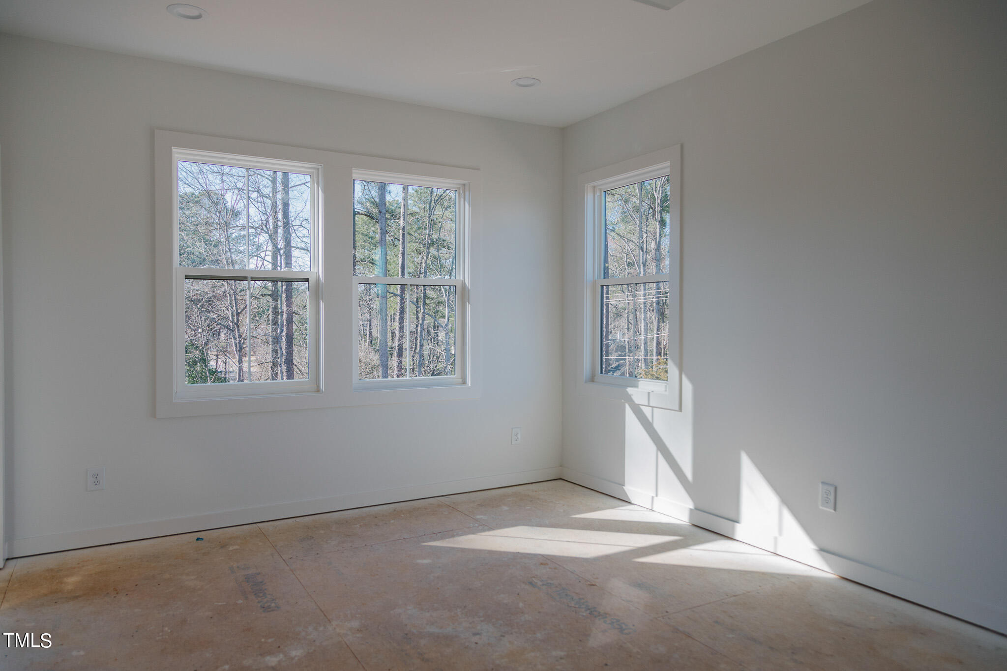6425 Tanner Oak Lane Raleigh, NC 27613 - Photo 14 of 41 13