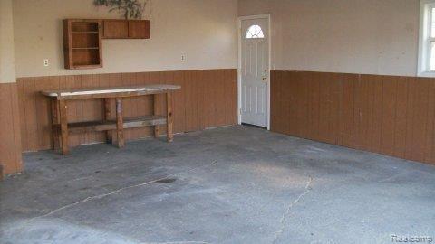8336 Duffield Road Gaines, MI 48436 - Photo 14 of 14 Garage.jpg