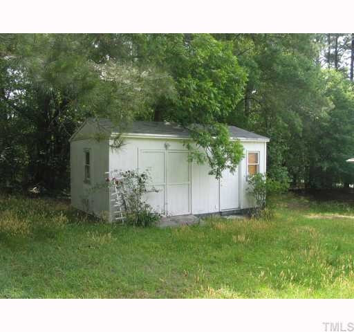 3815 Thelma Street Raleigh, NC 27610 - Photo 3 of 3 Storage