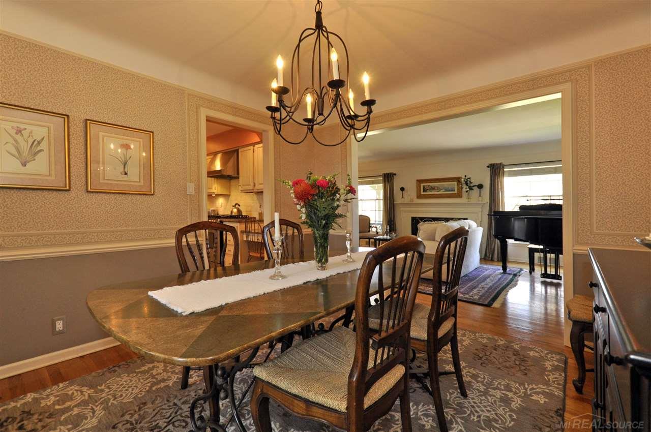 483 Shoreham Road Grosse Pointe Woods, MI 48236 - Photo 10 of 44
