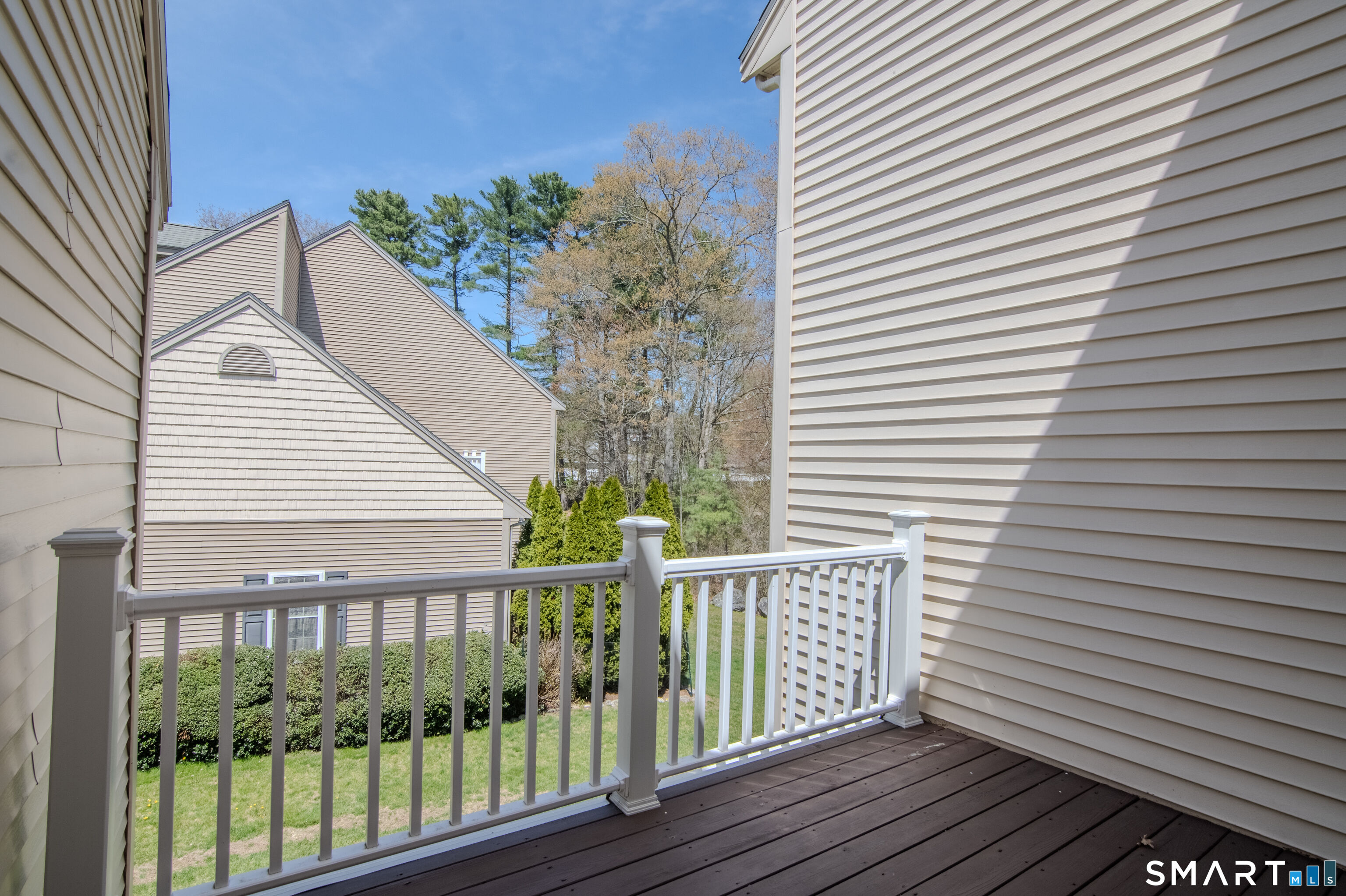 80 Perry Street, Unit 205 Putnam, CT 06260 - Photo 15 of 27