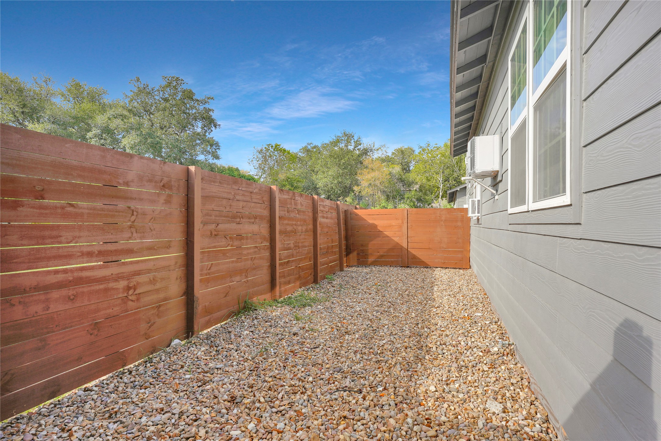 2311 North Louis Street Victoria, TX 77901 - Photo 19 of 21 a view of a backyard