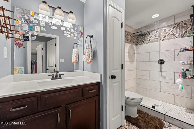 $499,900 | 3711 Buck Run Drive, Southaven, MS 38672