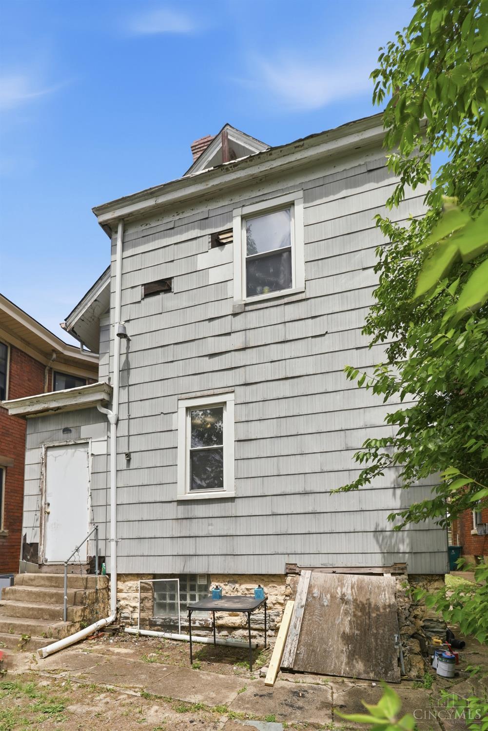 219 Atkinson Street Cincinnati, OH 45219 - Photo 53 of 57