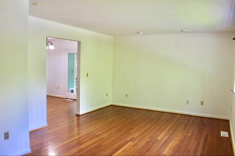 182 Rose Road Newport, VA 24128 - Photo 5 of 69 IMG_7264