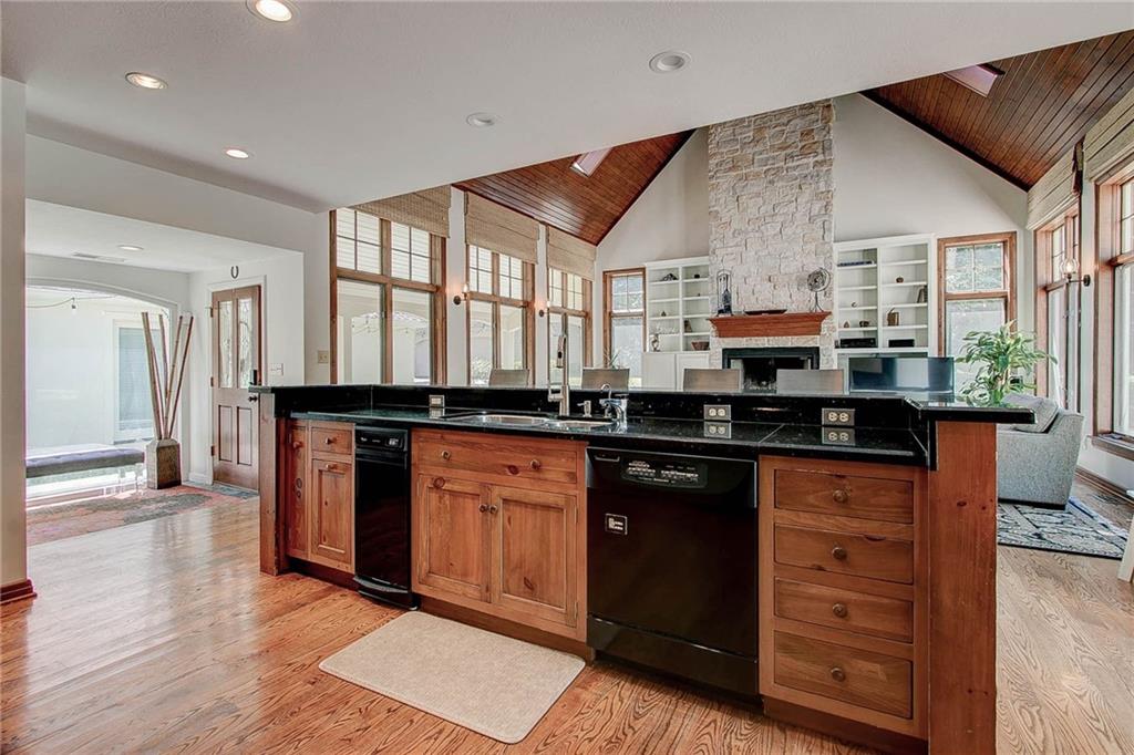 5755 Braewick Road Indianapolis, IN 46226 - Photo 15 of 60 Gallery Image 15