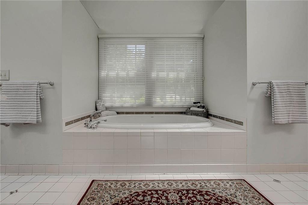 5755 Braewick Road Indianapolis, IN 46226 - Photo 29 of 60 Gallery Image 29