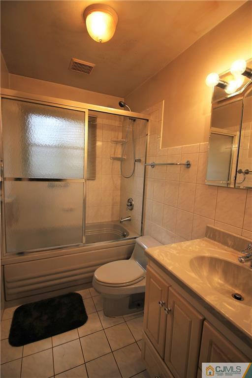 15 Bruning Road East Brunswick, NJ 08816 - Photo 11 of 15 Gallery Image 11