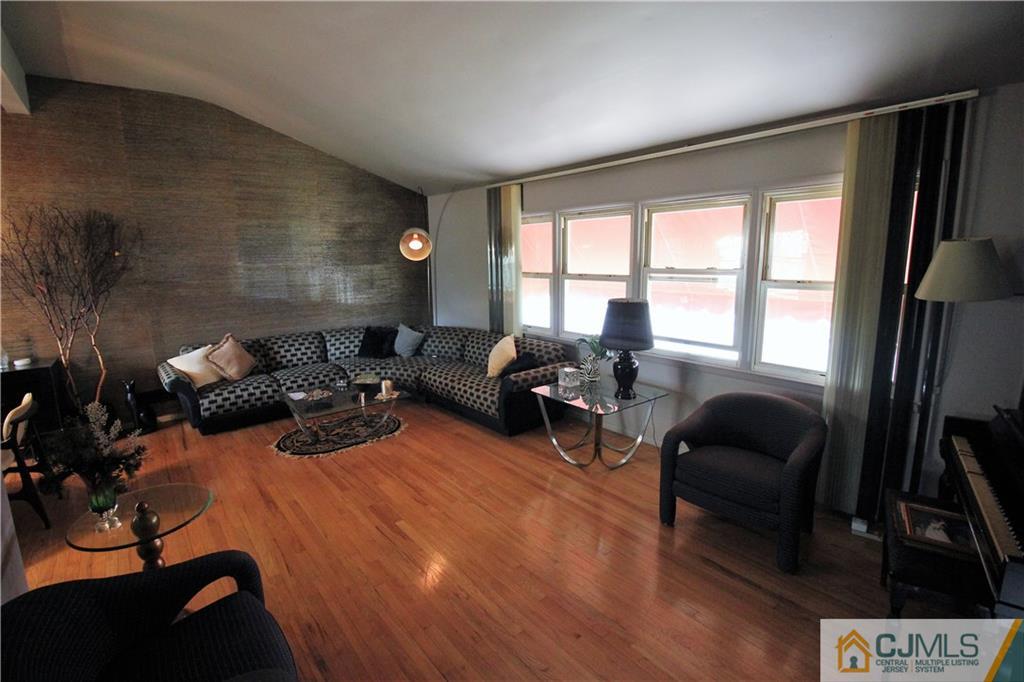 15 Bruning Road East Brunswick, NJ 08816 - Photo 4 of 15 Gallery Image 4