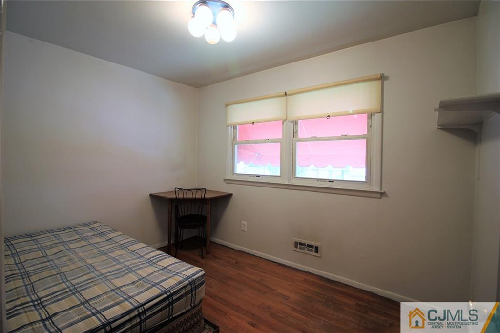 15 Bruning Road East Brunswick, NJ 08816 - Photo 9 of 15 Gallery Image 9