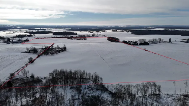 $1,560,000 | Blueberry Road, Unit 1, New London, WI 54961